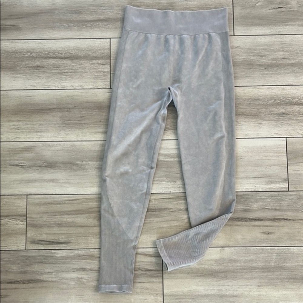 Z Suppy lavender athletic compression leggings size XS